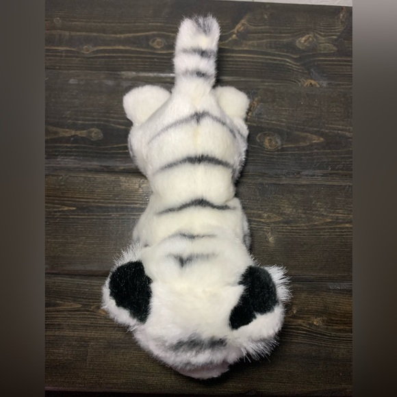 Miyoni by Aurora White Tiger Plush - Picture 5 of 9